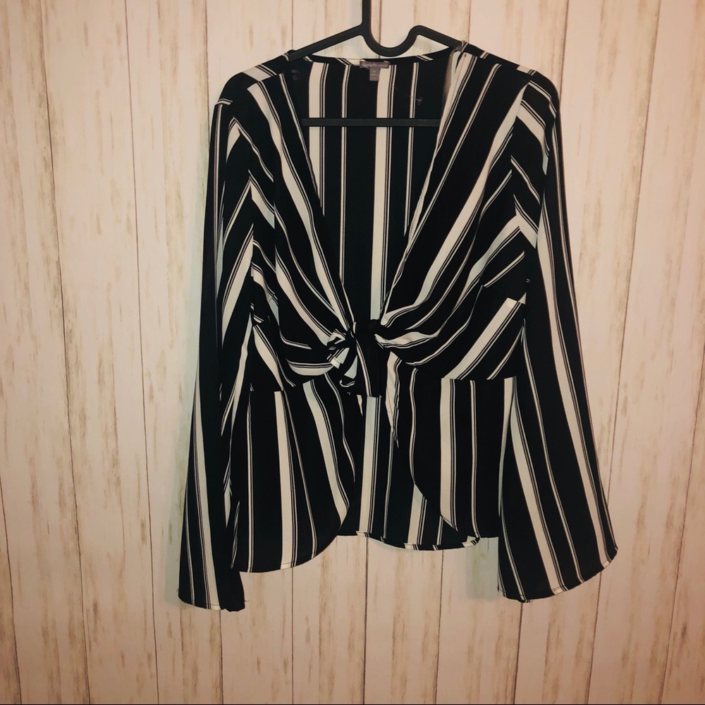 NWOT Charlotte Russe tie top over cami, Med